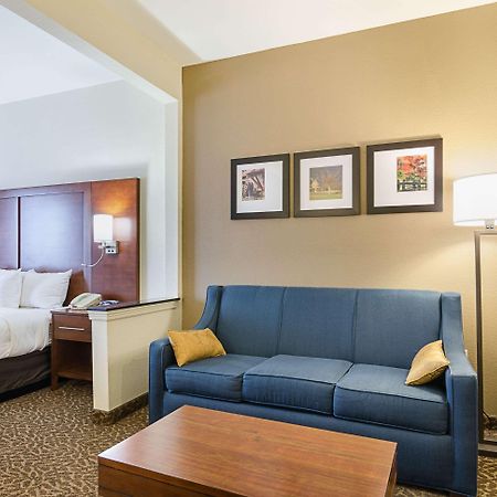 Quality Suites Springdale West I-49 Екстер'єр фото