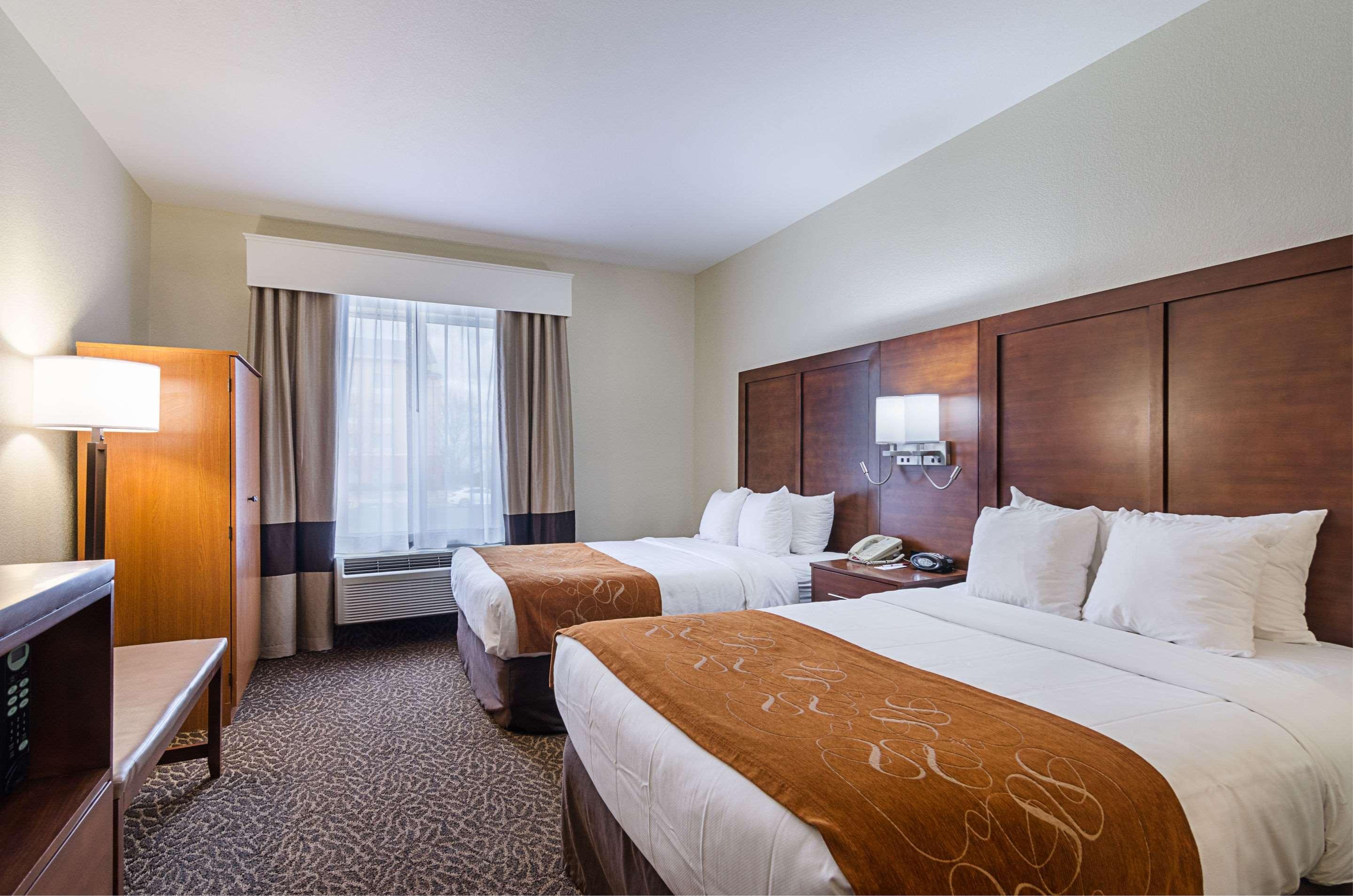 Quality Suites Springdale West I-49 Екстер'єр фото