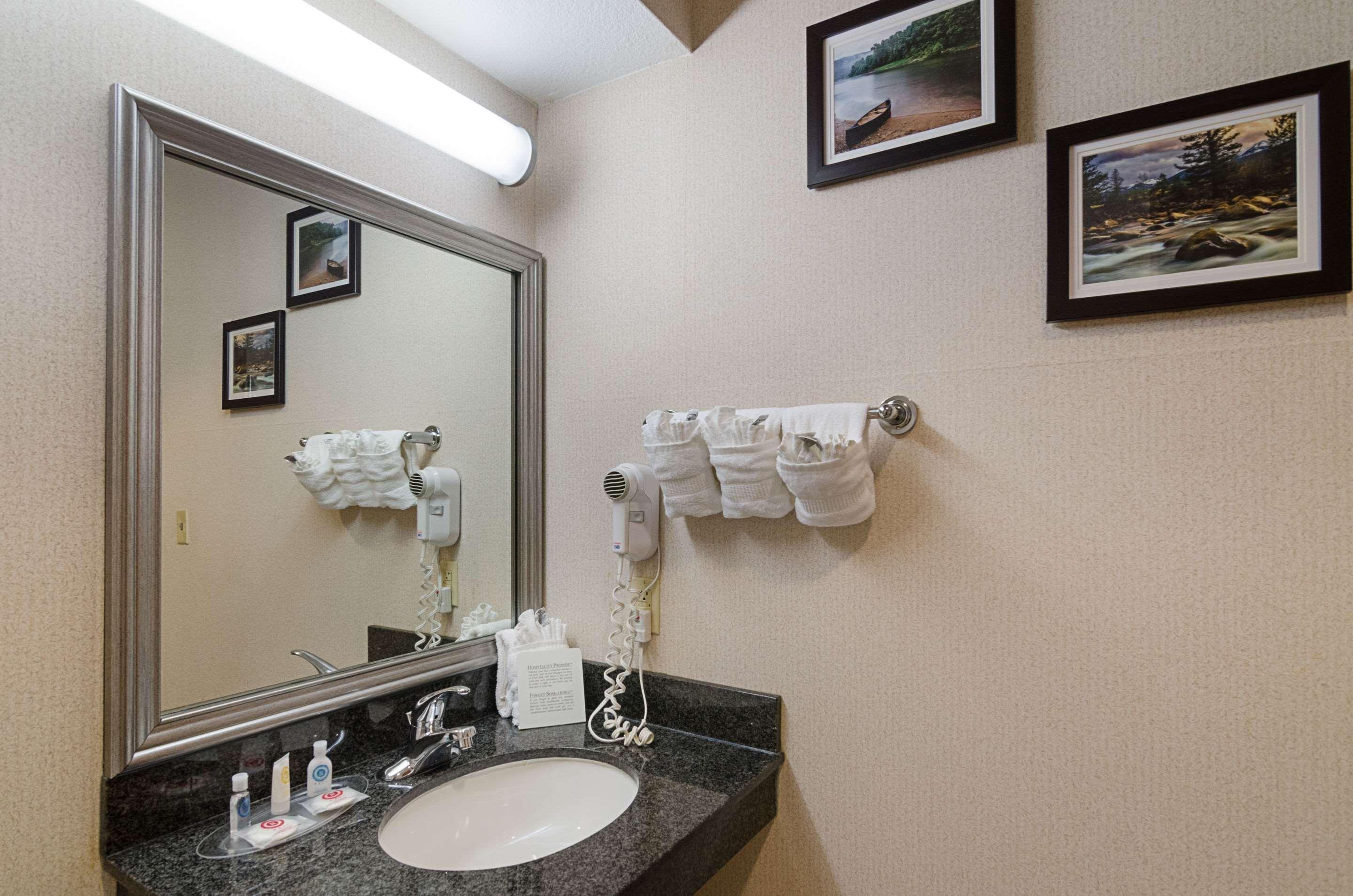 Quality Suites Springdale West I-49 Екстер'єр фото