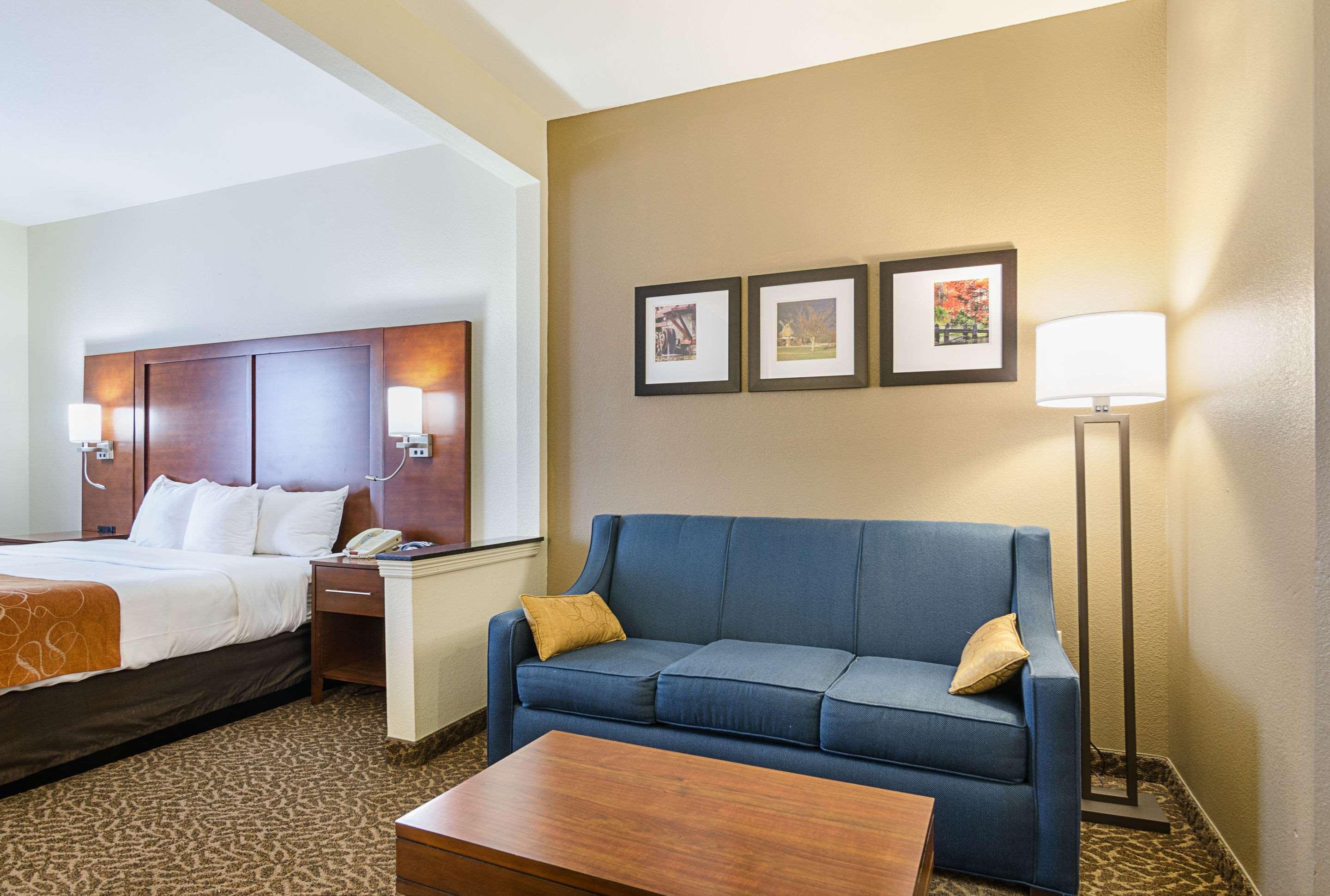 Quality Suites Springdale West I-49 Екстер'єр фото