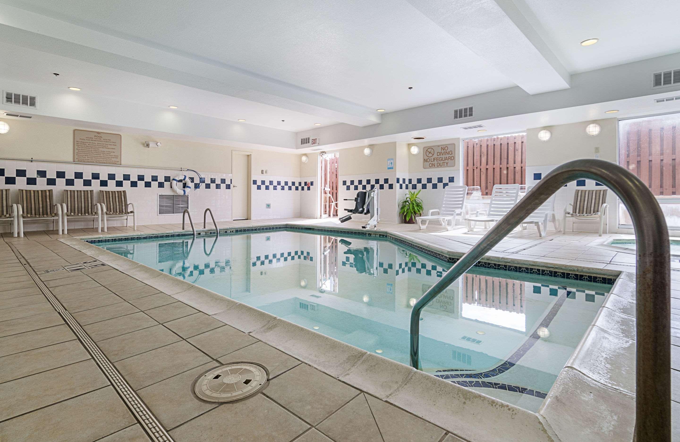 Quality Suites Springdale West I-49 Екстер'єр фото