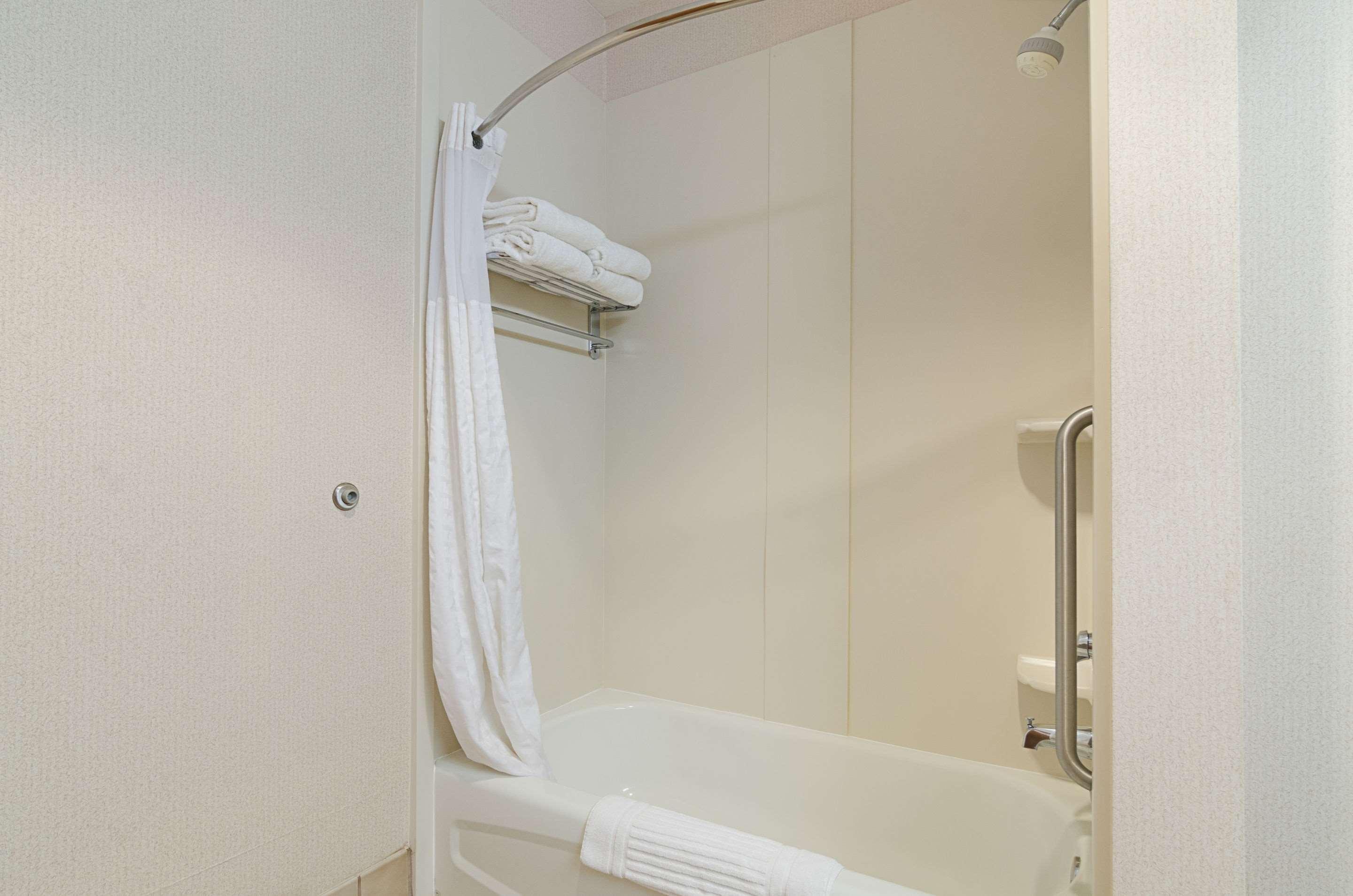Quality Suites Springdale West I-49 Екстер'єр фото