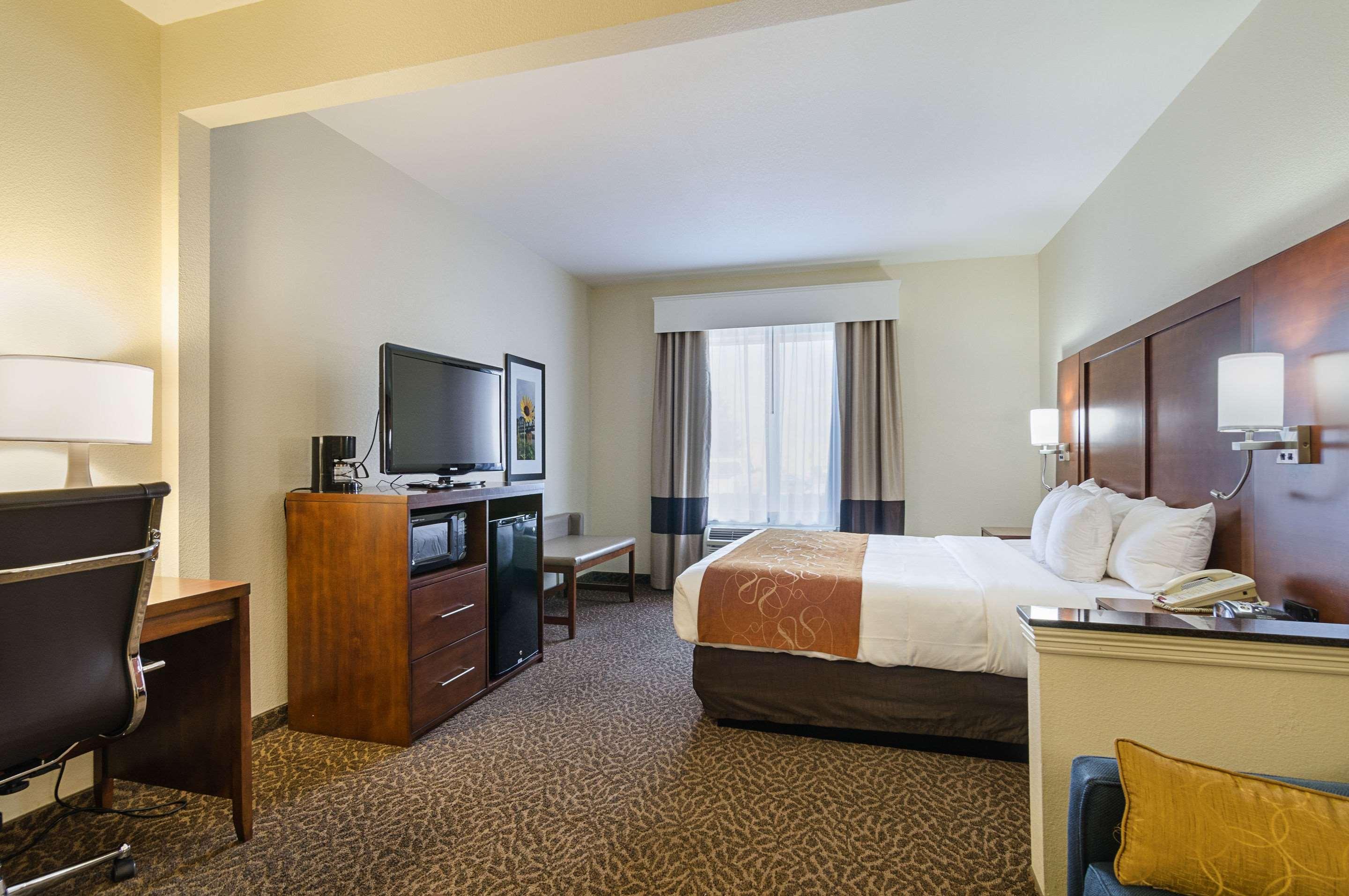 Quality Suites Springdale West I-49 Екстер'єр фото