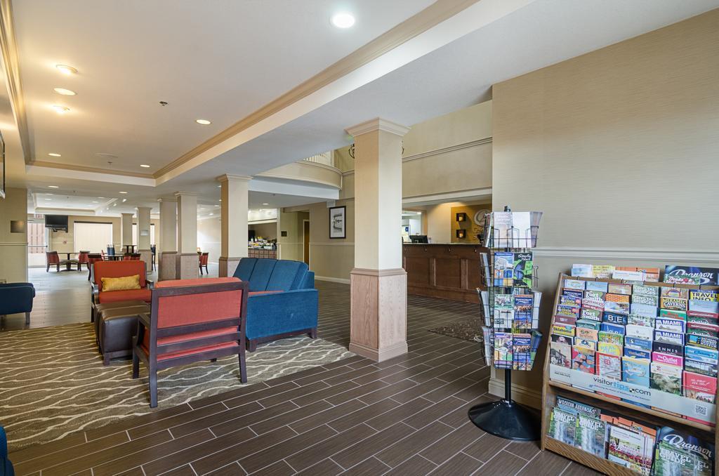 Quality Suites Springdale West I-49 Екстер'єр фото