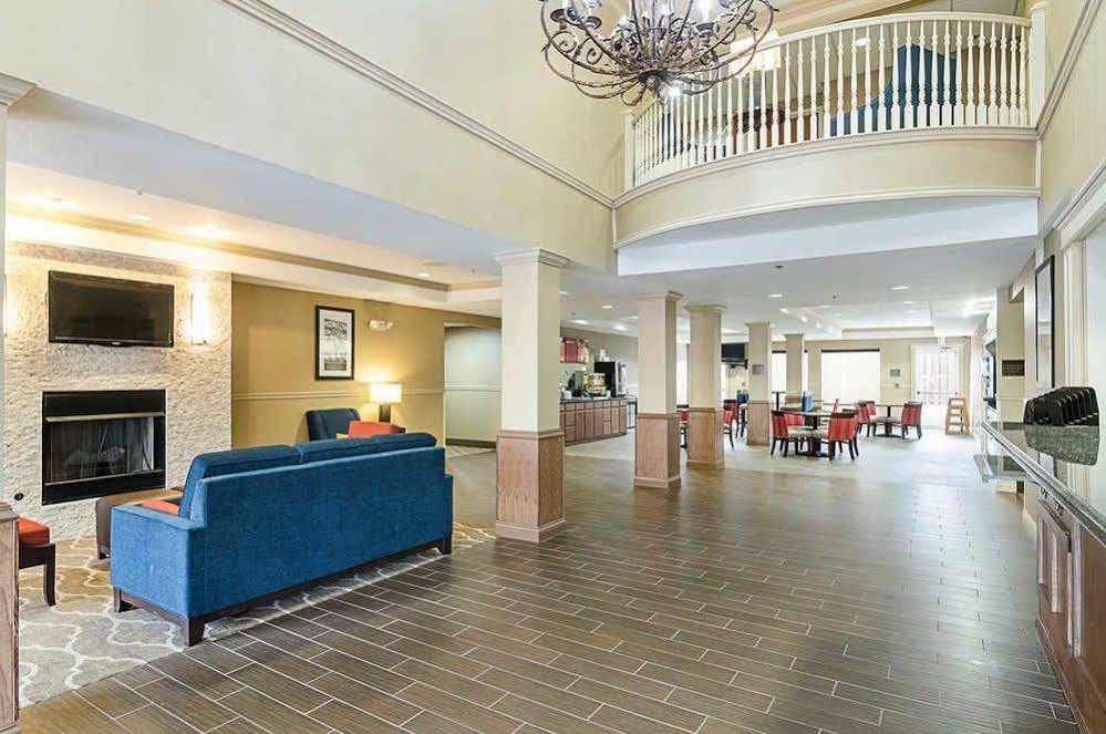 Quality Suites Springdale West I-49 Екстер'єр фото